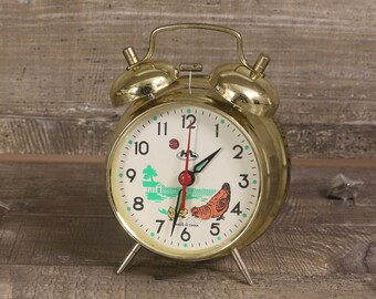 Moving Chicken Vintage Cool two 2 bell alarm clock Working and Complete Winding