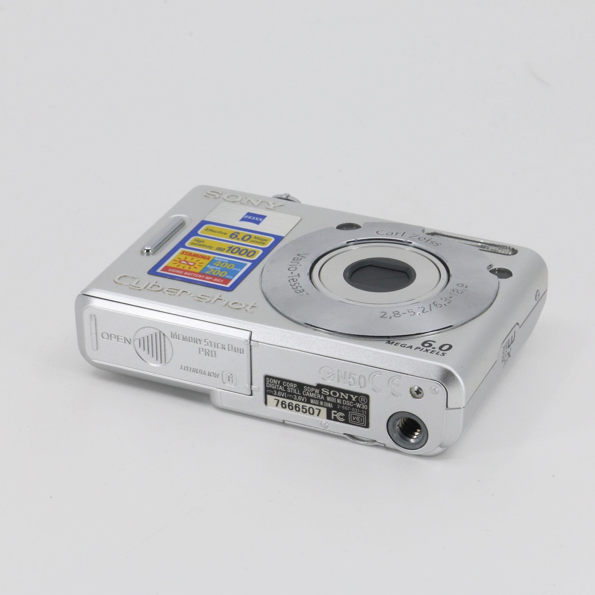 MINT Sony Cyber-shot DSC-W30 Vintage Digital Camera With