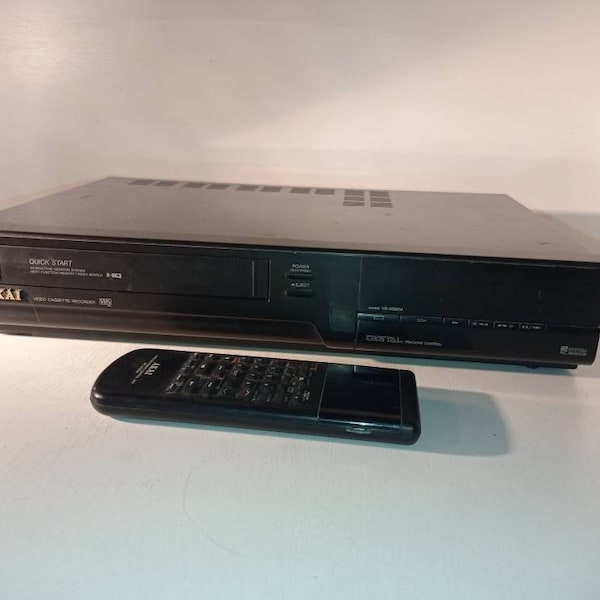 Excellent AKAI Japan VCR Player with RF modulator Works great Japan