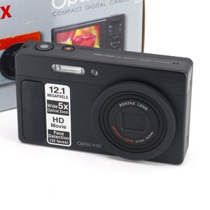 【美品】PENTAX optio H90 ホワイト シルバー PENTAX Optio H90 コンパクトデジタルカメラ・シルバーホワイト