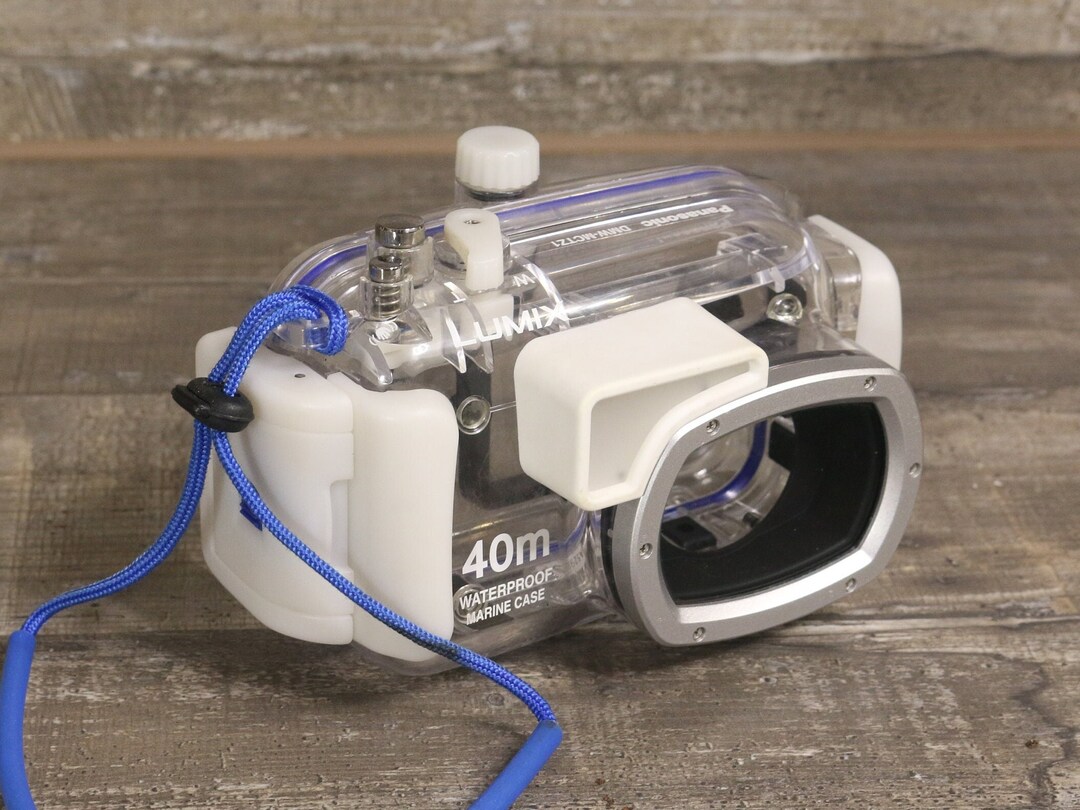Panasonic　DC-TF７　31m防水 Amazon.com : Panasonic DC-TS7A Lumix TS7 Waterproof Tough Camera