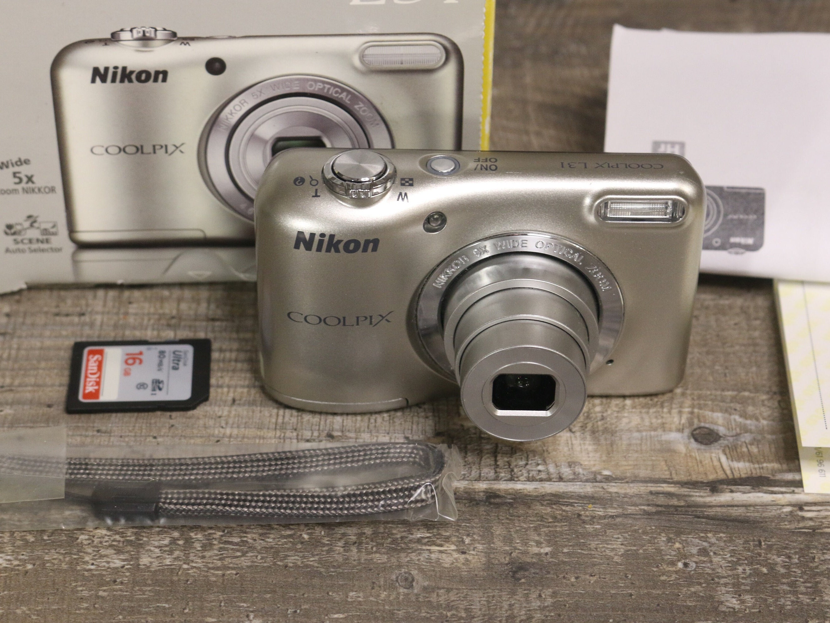 【美品】　Nikon ニコン COOLPIX L31 ニコン COOLPIX L31 デジタルカメラ