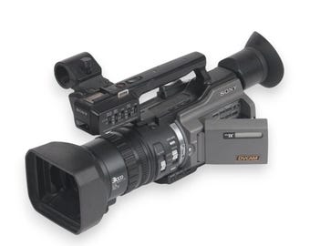Sony DSR-PD170P DVCAM MiniDV Camcorder Set  (power adapter based on location: eu/usa/au/uk) pal