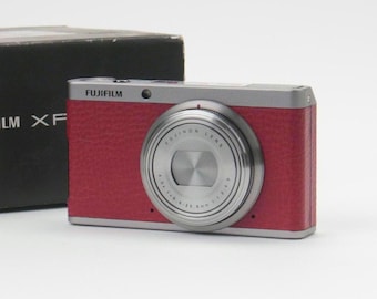 Never Used Fujifilm FX1 Digital Camera Set + SD Memory Card (power adapter based on location: eu/usa/au/uk)