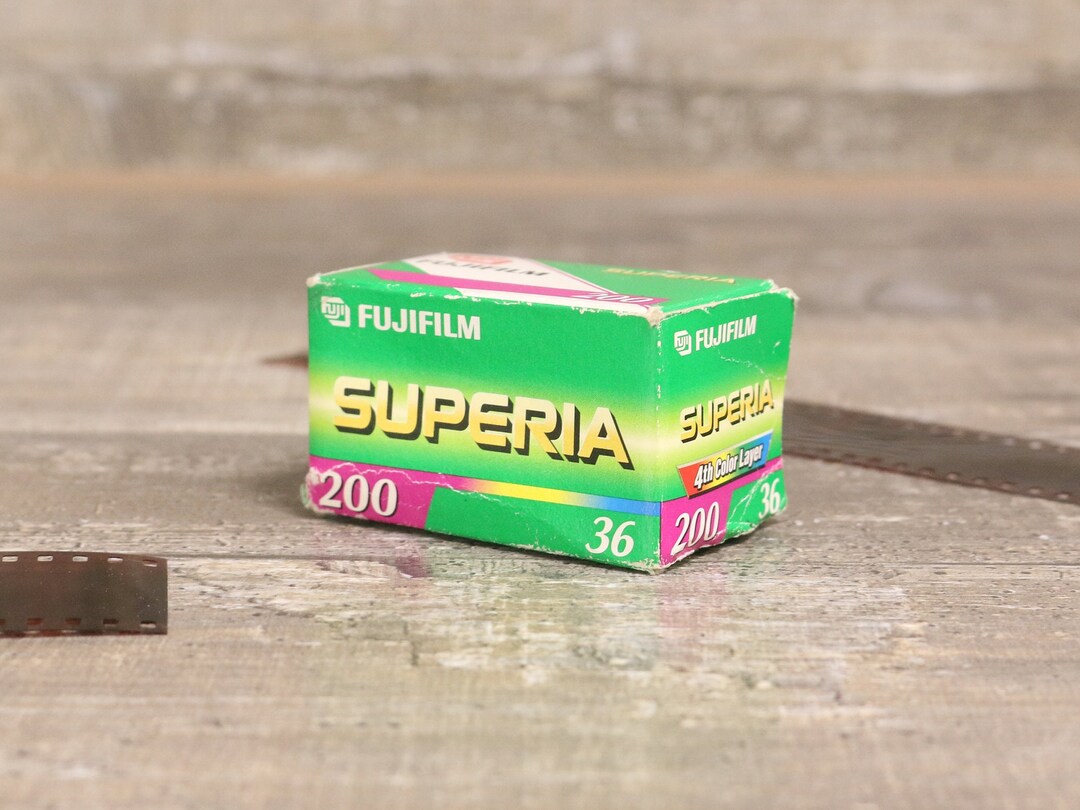 Fujifilm Superia 200 36 Expired Film Lomo