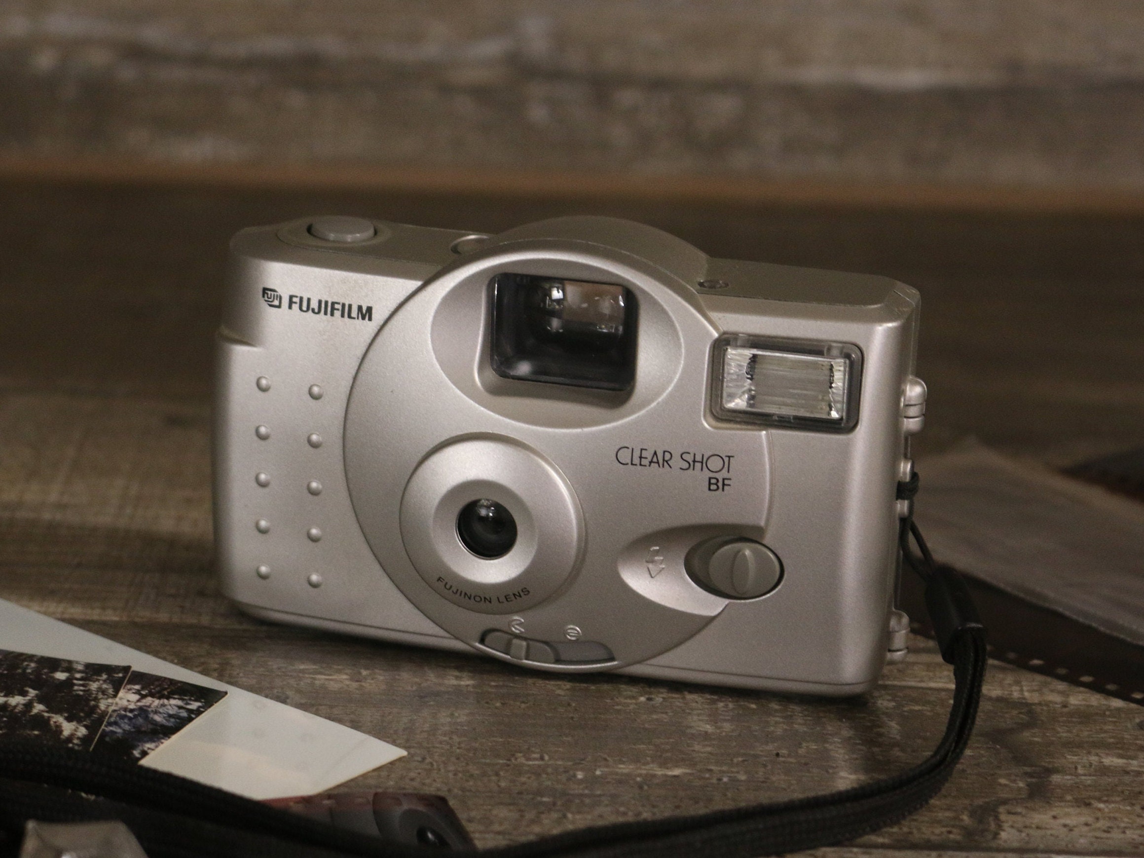 Working Fujifilm Clear Shot BF Point and Shoot Easy to Use 35mm