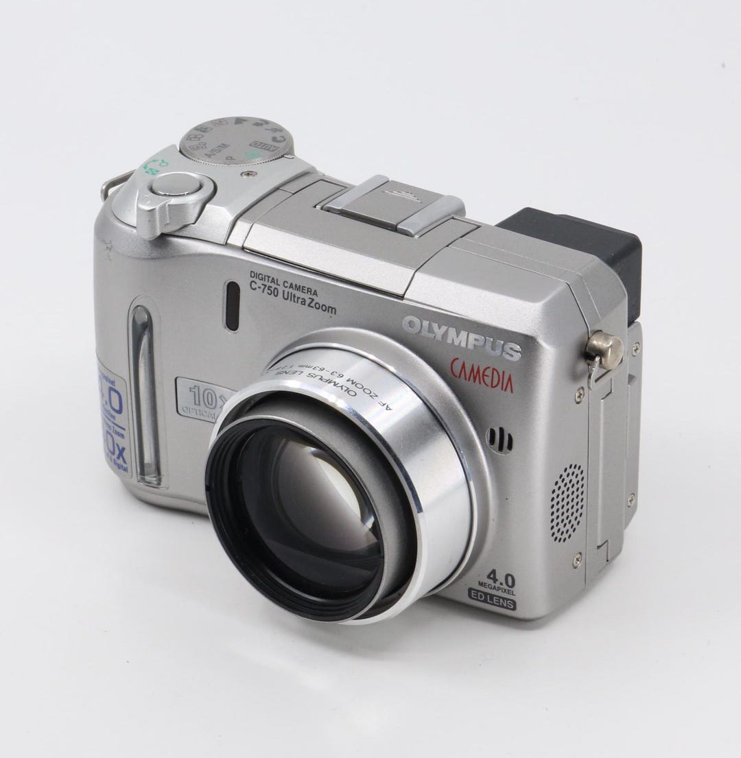 SET Olympus Camedia C-750 Zoom + Original Bag, Straps, XD Memory