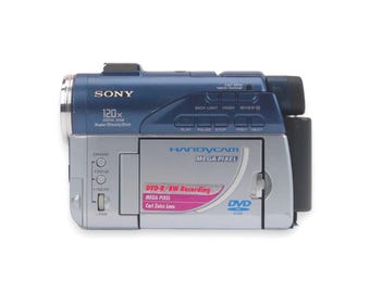 Full SET Mint Sony Handycam CCD-TRV46E Video Hi8 Pal With American