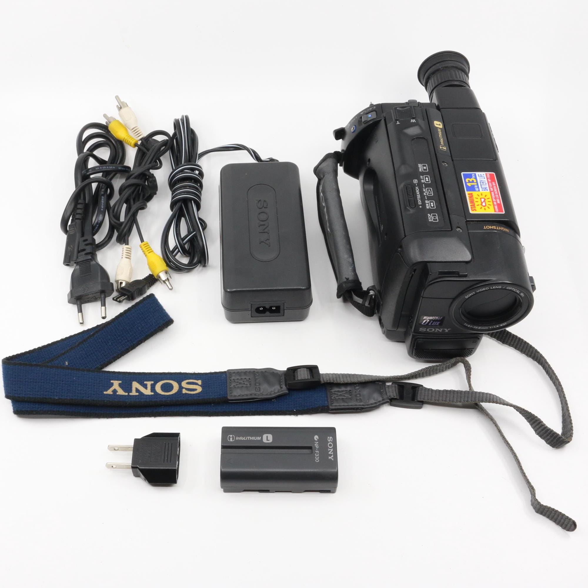 MINT Set Sony Handycam CCD-TRV27E Pal Vintage Video Camera