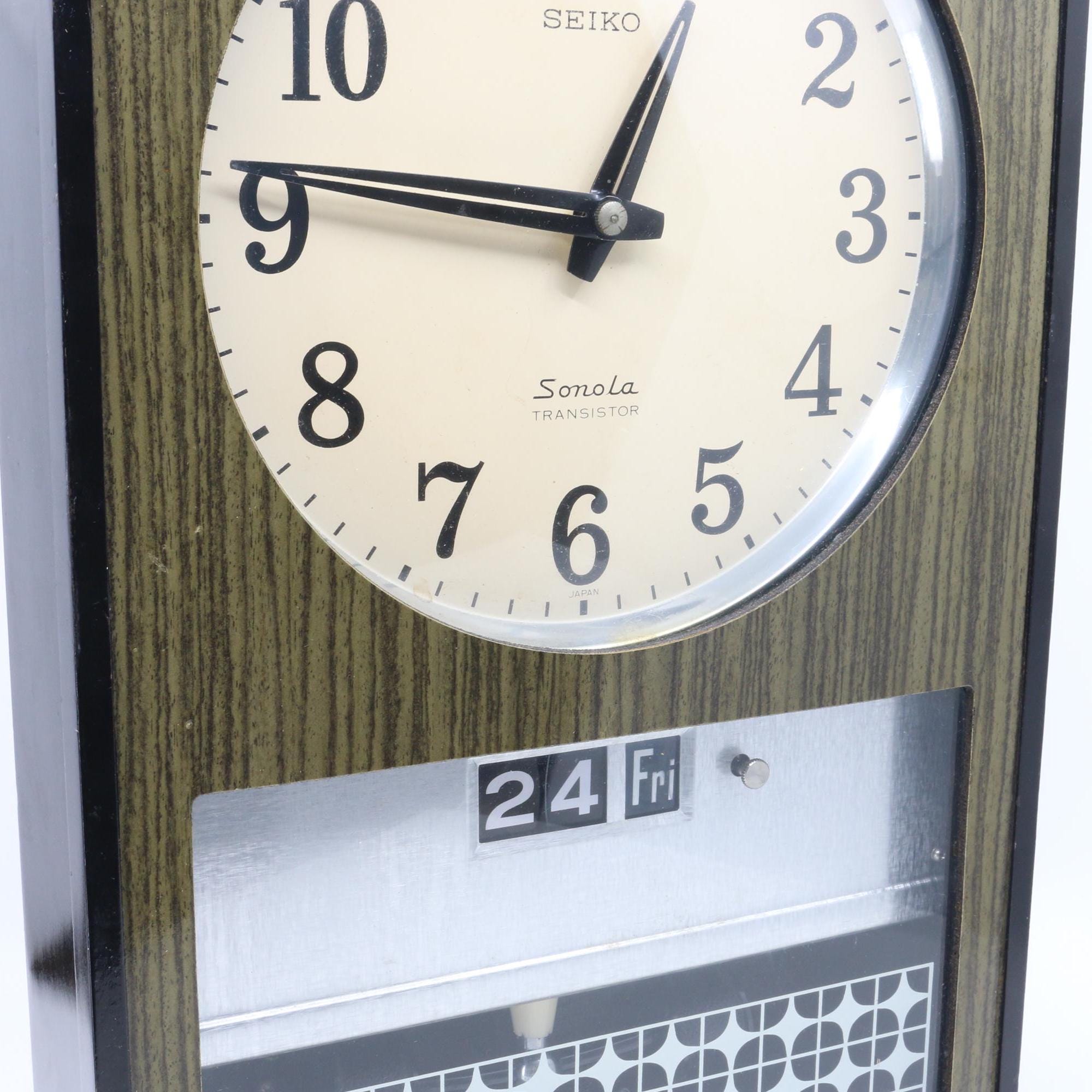 Seiko Sonola Transistor Date Electro-magnetic Pendulum Wall Clock