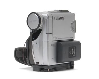 RARE Samsung VP-D590i MiniDV Video Camcorder Set
