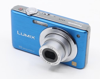 Panasonic Lumix DMC-FS7 Leica Lens Digital Camera Set With Charger