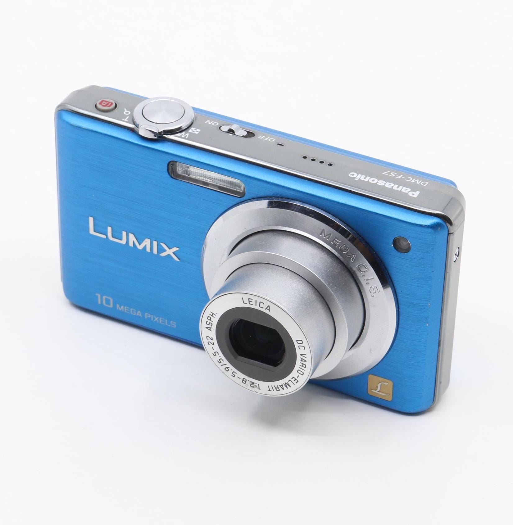 Panasonic Lumix DMC-FS7 Leica Lens Digital Camera Set With Charger