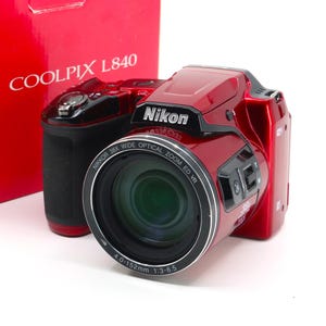 Cámara digital Nikon Coolpix L840 roja en caja + tarjeta de memoria SanDisk de 16 GB