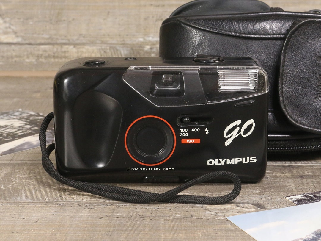 Working Olympus GO 35mm Film Camera Point and Shoot Easy to Use With