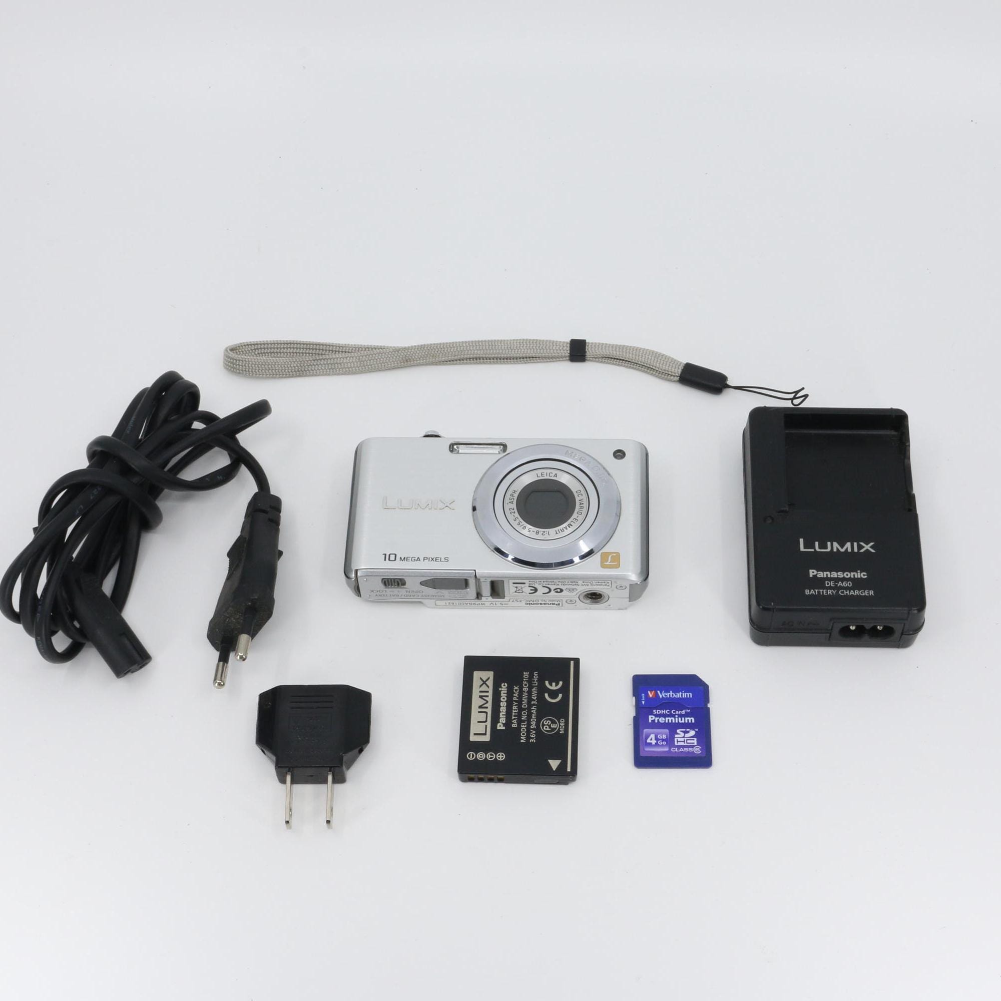 MINT Panasonic Lumix DMC-FS7 Leica Digital Camera Set (american