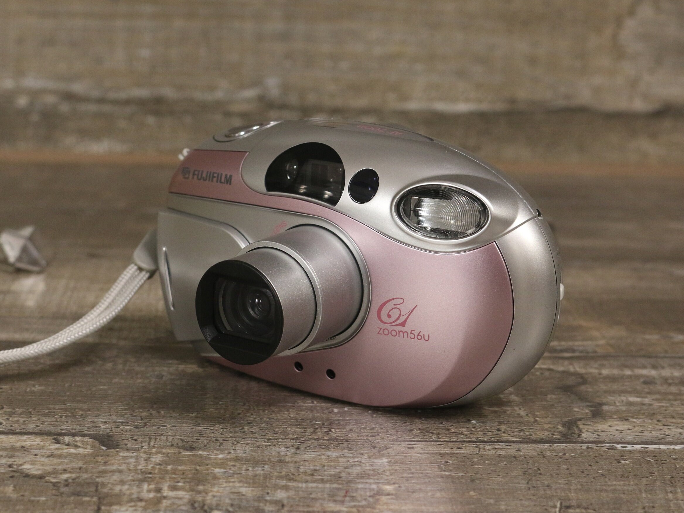 RARE Fujifilm Zoom 56u AF 35mm Automatic Film Camera Autofocus