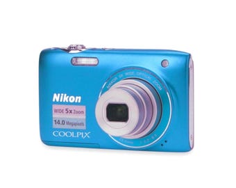 極美品 Nikon ニコン COOLPIX S3100 ブルー Y2K 7BA Nikon Coolpix S3100 Blue Digital Camera Set (power Adapter Based