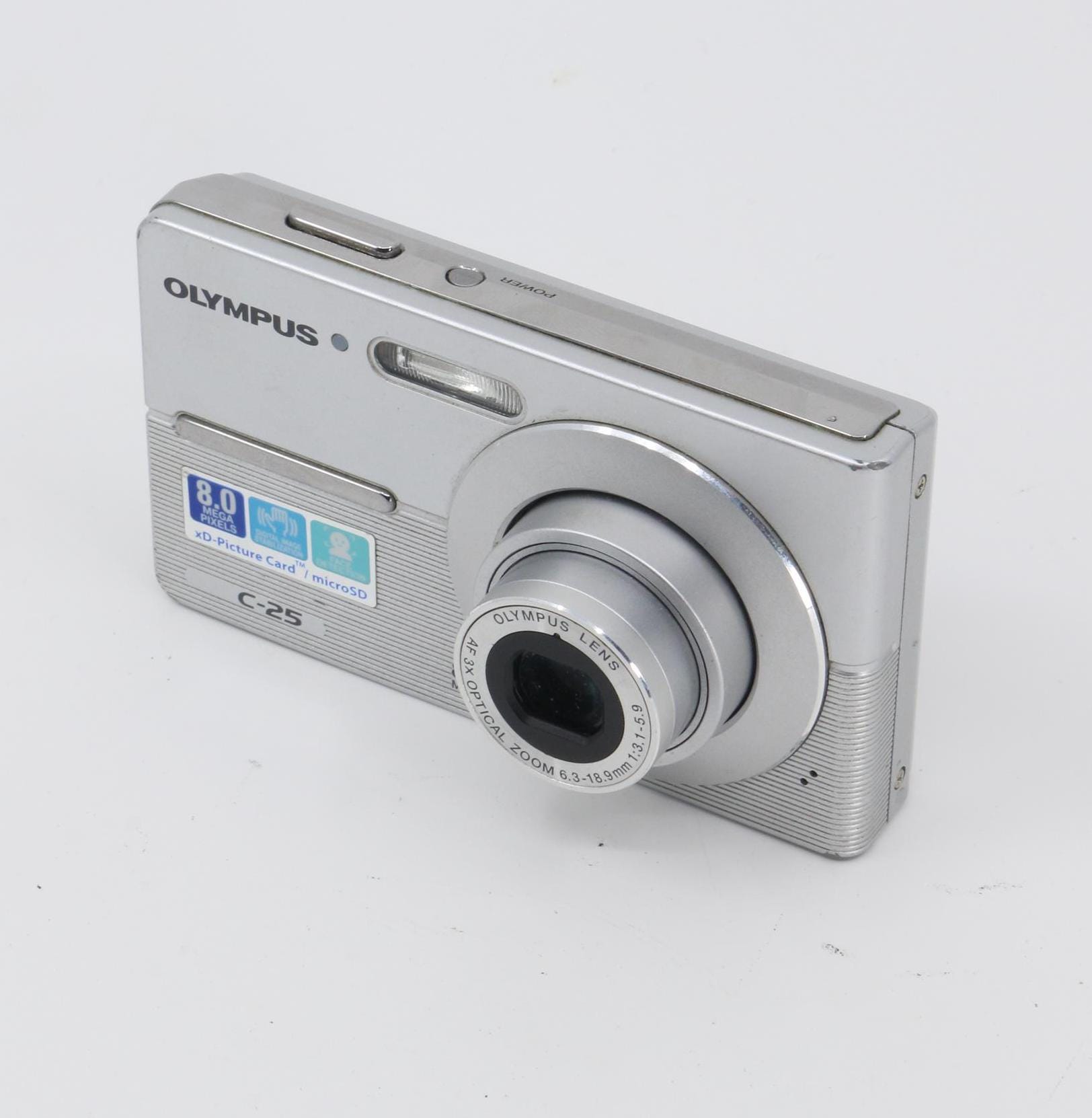 Olympus C-25 Compact Digital Camera + XD Memory Card, Strap 