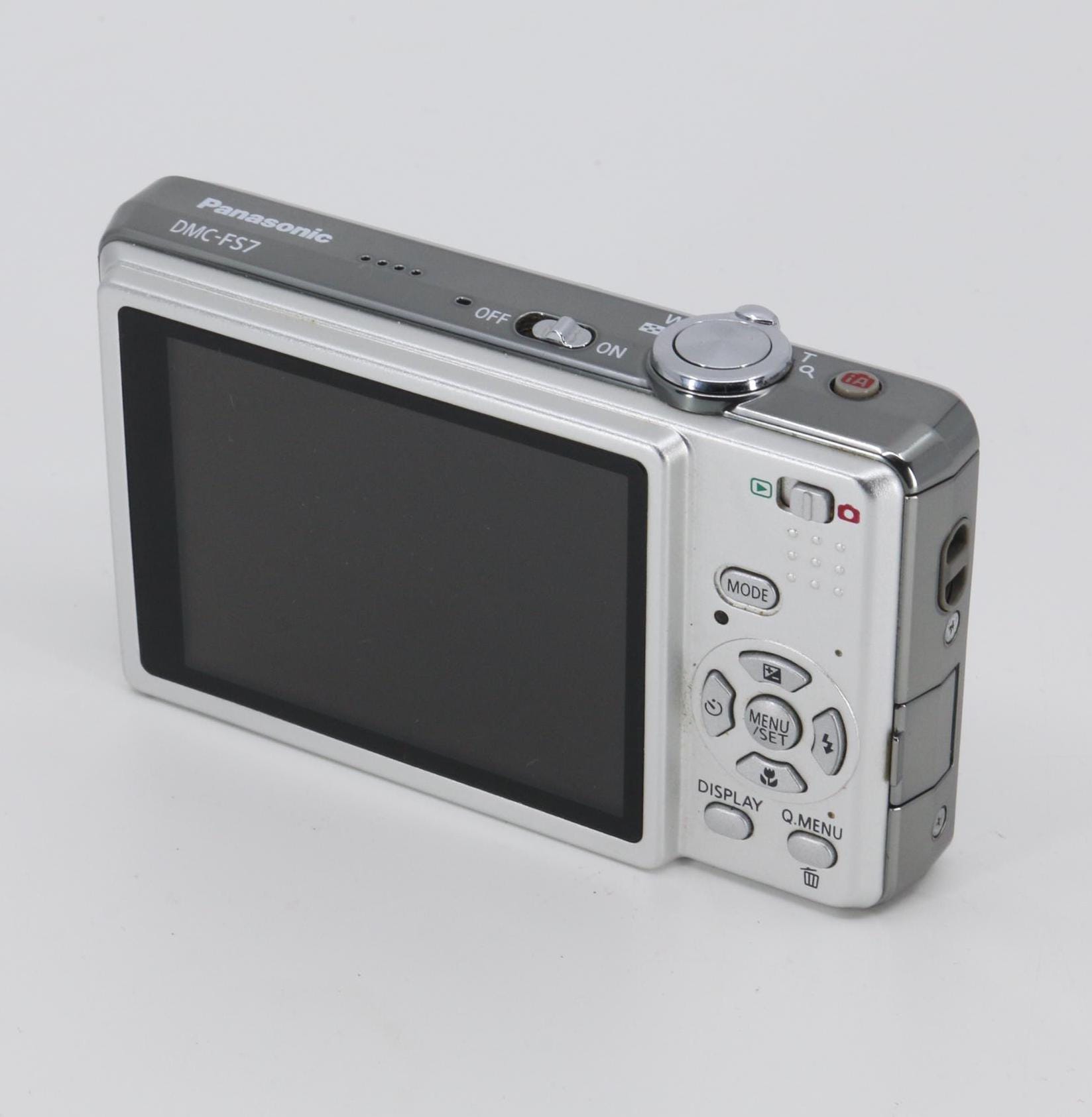 Panasonic LUMIX DMC-FS7 シルバー 概要 デジタルカメラ DMC-FS7 | LUMIX（ルミックス） ミラーレス一眼