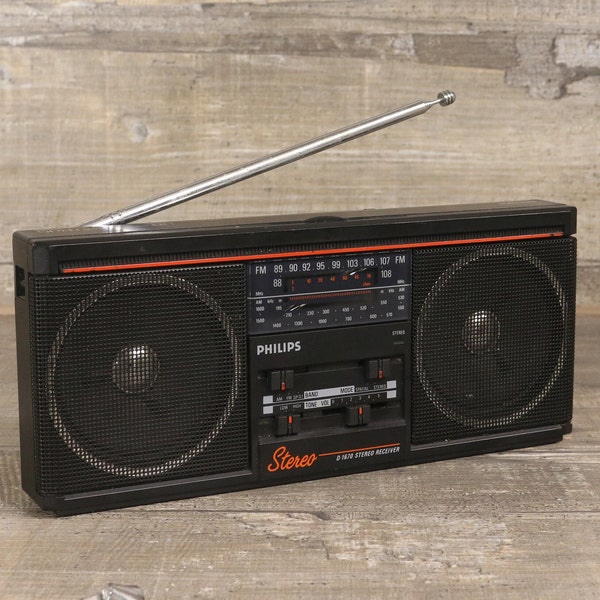 Philips D-1670 Stereo Spatial Reciver Radio AM FM Portable