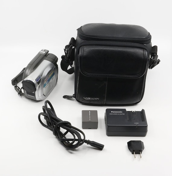 Set Panasonic VDR-D150 Vintage DVD/SD Card Camcorder Camera (power