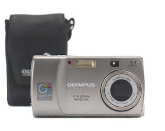 Olympus C-315 Zoom Vintage Digital Camera Set
