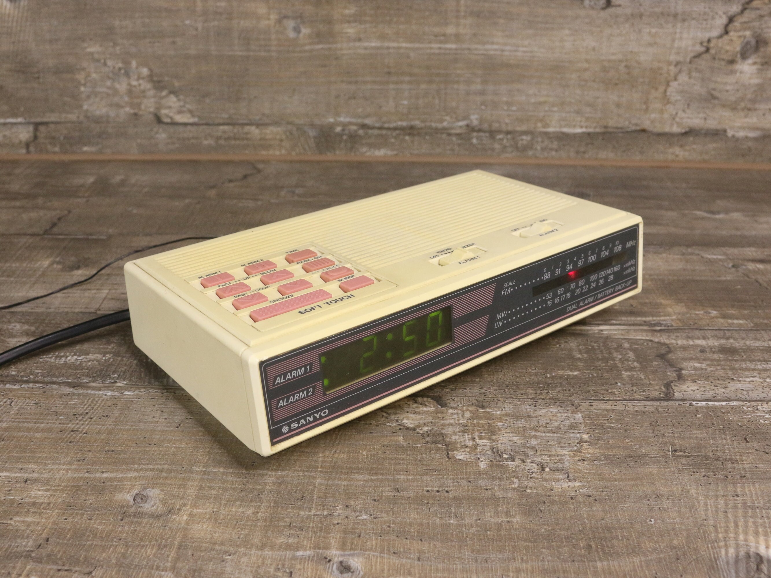 Vintage Sanyo Digital Alarm Clock RM 7400 - Etsy