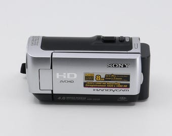 MINT Sony Handycam CCD-TR490E PAL Video8 Camera With Europe