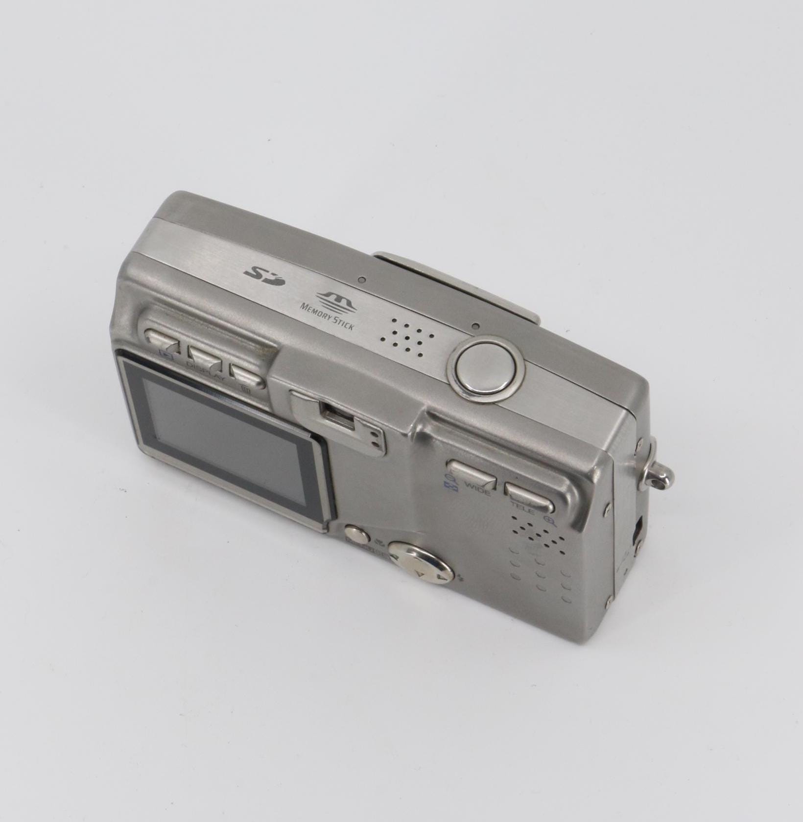 Konica Minolta Dimage G600 Vintage Digital Camera Set (power