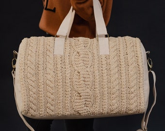 Tan Cable Knit Duffel | Women's Duffel Bag | Travel Bag | Weekender | Neutral Duffel Bag | Fall Duffel Bag | Women's Travel Bag