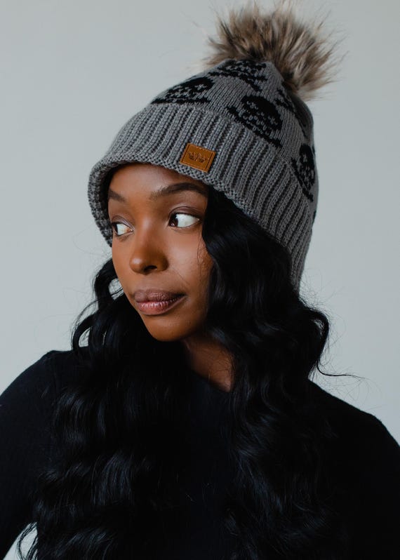Gray Skull Pattern Pom Hat | Women display picture 2