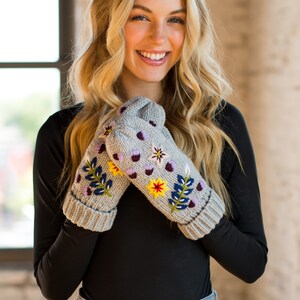 Gray Hand Stitched Floral Knit Mittens Fleece Lined Mittens Women's Knit Mittens Embroidered Mittens Hand Stitched Embroidery image 2