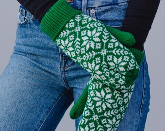 Green & White Snowflake Knit Mittens | Fleece Lined Mittens | Snowflake Pattern Mittens | Women's Mittens | Women's Winter Mittens