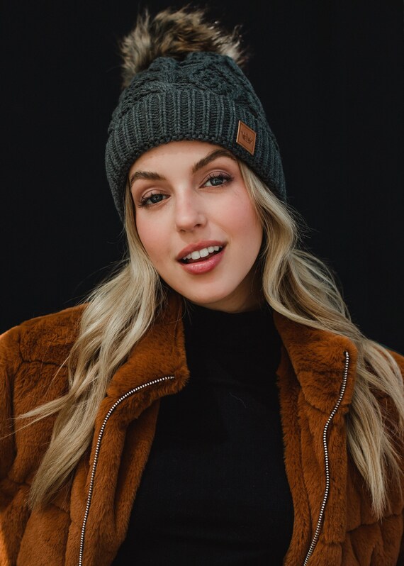 Fur lined winter hat deals