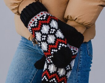 Black, White & Rust Patterned Mittens | Fleece Lined Mittens | Patterned Mittens | Women's Patterned Mittens | Women's Winter Mittens