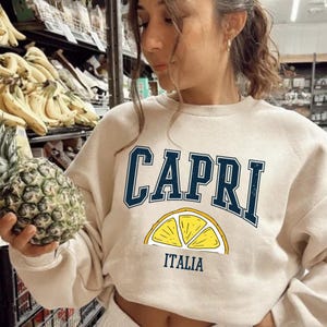 Capri Italy Sweatshirt: Retro College Crewneck – Capri Typography Print