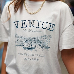Venice Italy T-shirt,Venice Vintage Shirt,Aesthetic Italy Vacation Tee,Vintage Travel Shirt, Mediterranean Travel,Italy Vibes