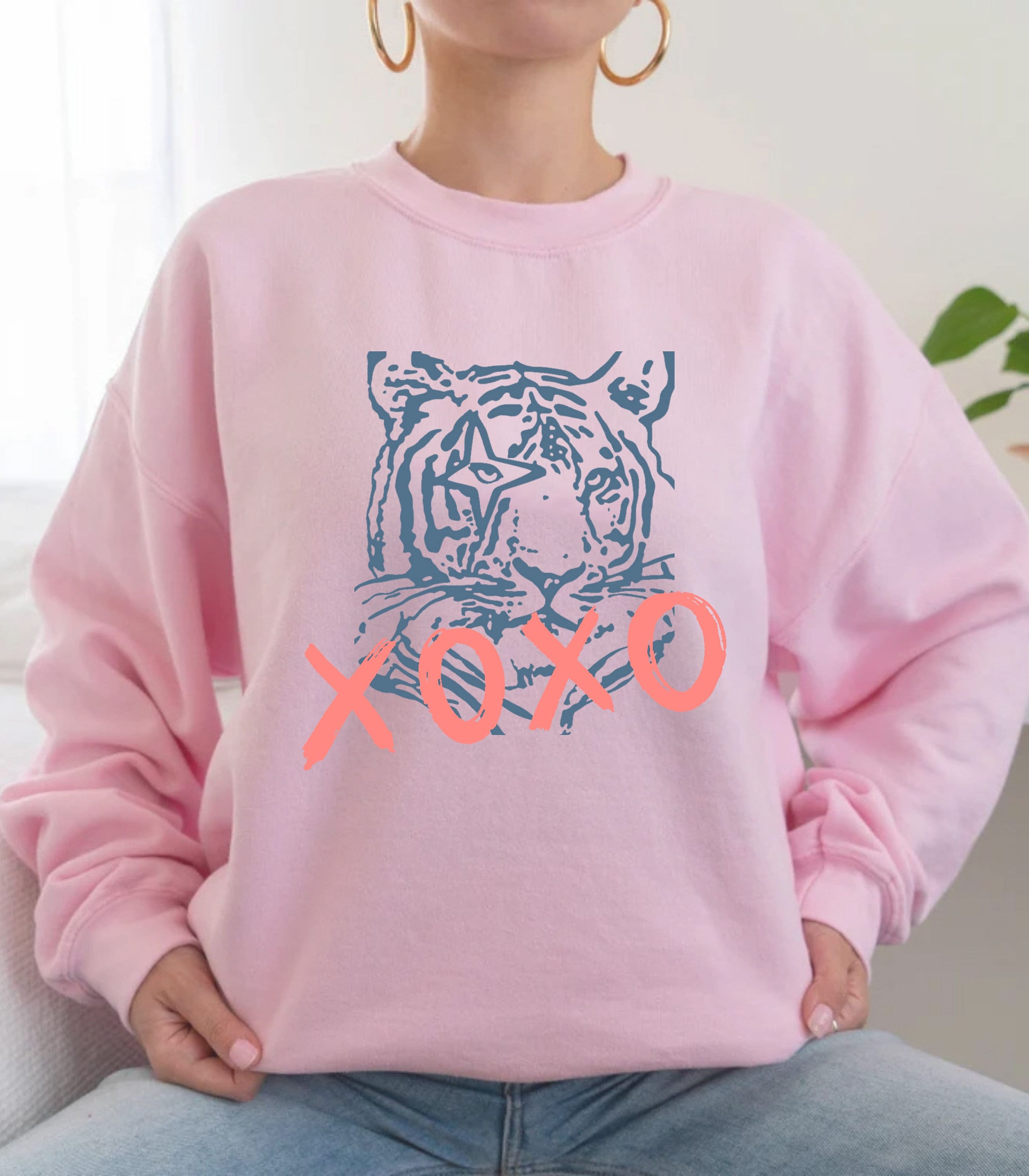 スウェット・トレーナー HAPPY TIGER SWEATSHIRT Tiger Sweatshirt Funky Asian Tiger Hoodie Modern Boho