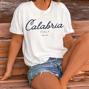Calabria Italy T-Shirt,Calabria Trip,Italy Vacation Crewneck,Vintage Travel T-Shirt, Mediterranean Travel,Italy Coasts,Calabria Souvenir