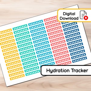 Op de afbeelding: Een afgedrukt blad met een hydratatie tracker ontwerp. De tracker heeft rijen waterdruppel iconen in geel, teal, lichtblauw, koraal en marineblauw. De woorden "Digital Download" en "Hydration Tracker" zijn ook zichtbaar.