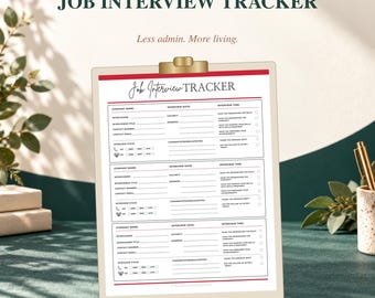 Könnte beinhalten: Ein ausdruckbarer Job-Interview-Tracker auf einem Klemmbrett. Das Dokument enthält drei Abschnitte mit Feldern für Firmenname, Datum, Uhrzeit, Interviewer, Stelle, Adresse, Kontaktdaten, Interviewphase und eine Checkliste für Aufgaben.