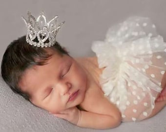 Baby Girl Mesh White Polka Dot tutu Princess Crown | Newborn baby Photography Outfits | baby royal set | Gift for baby Girl | Baby Shower