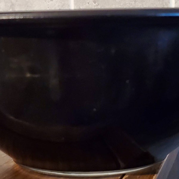 Vintage Black Pyrex Mixing Bowl #322 With Clear Bottom....1L...7"