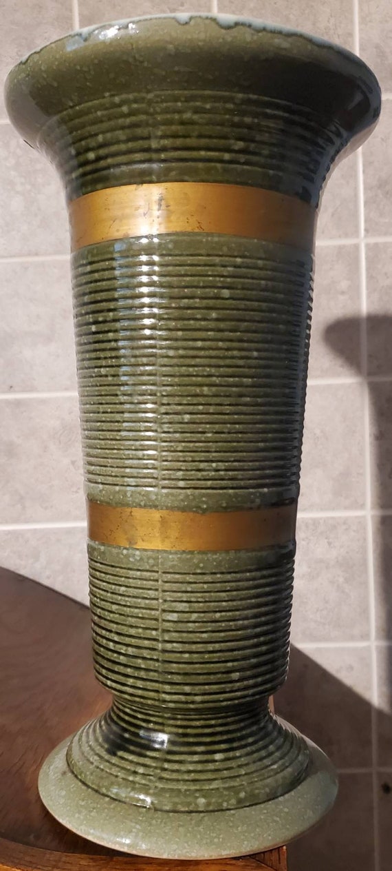 Vintage Tall Hull Green Ribbed Vase 102 With Gold Bands Etsy