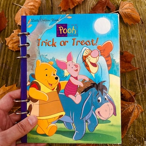 Libro di monitoraggio dei risparmi di Halloween di Winnie the Pooh / Raccolta di emozioni, brividi e banconote da un dollaro / Raccoglitore a busta dorata da 10 pagine