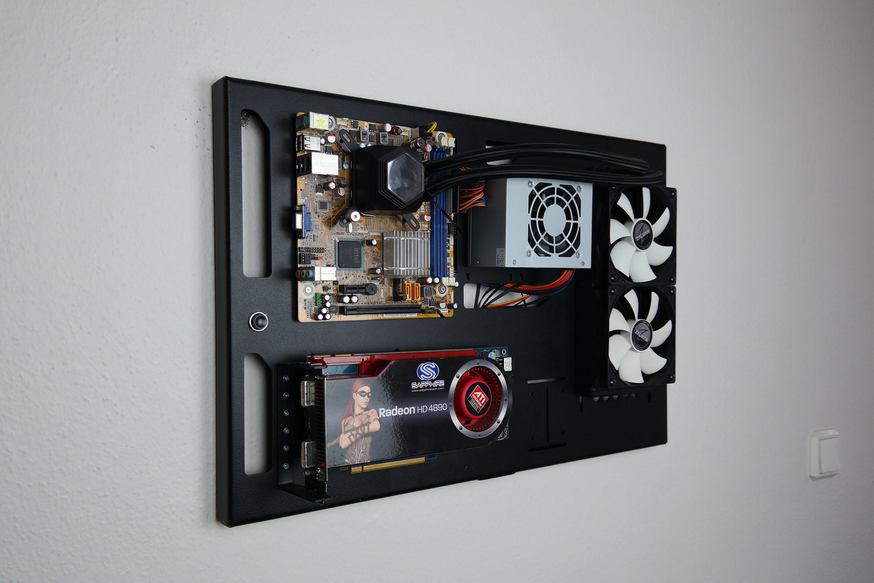 Wall Mounted Computer Case, Wall Mount Pc Case, Wall Mount Pc Chassis, -   Israel