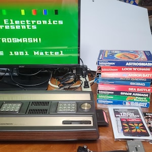 Intellivision 2609Aシステム、クリーニング、テスト済み、新品同様に動作確認済み