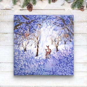 Couple de biches,forêt magique sous la neige,maman et son bébé,animaux des bois en hiver,peinture à l'aquarelle originale,art mural.