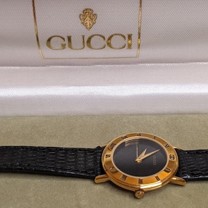 Gucci Vintage Gold Black Classic Luxury Women&#39;s Watch Designer Watch - Black Leather Band - WORKING 3000.2.L collection